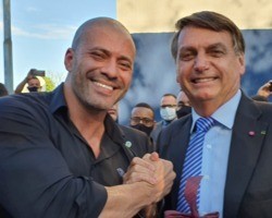 STF recebe ação contra perdão de Jair Bolsonaro a Daniel Silveira