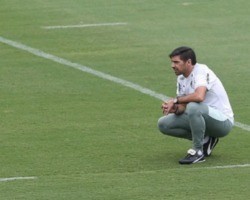 Palmeiras vai buscar reforço para mais uma posição após lesão de Jailson