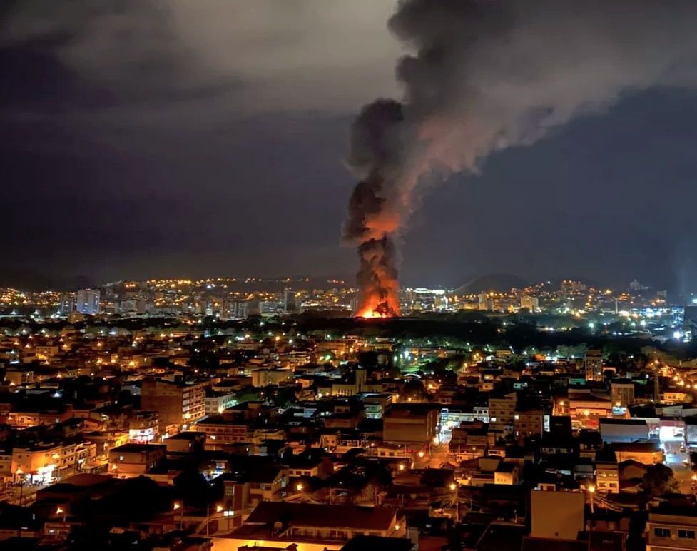 Ninguém ficou ferido com o incêndio - Foto: Reprodução/Redes Sociais