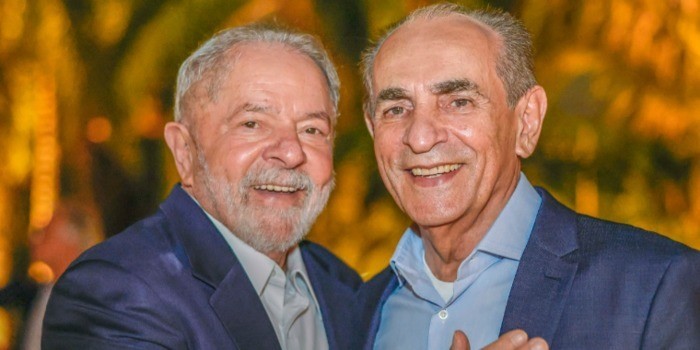 Senadores do MDB se reúnem secretamente com Lula em Brasília