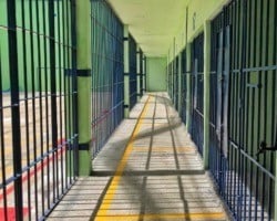Dez detentos fogem da Casa de Custódia em Teresina; veja fotos