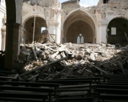 Forte terremoto sacode cidade de Itália e deixa 307 pessoas mortas 