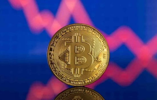 Bitcoin cai 57% e fica abaixo de US$ 30 mil, menor valor em 10 meses