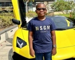 Criança “mais rica da África” ganha Lamborghini de R$ 1,9 mi de aniversário