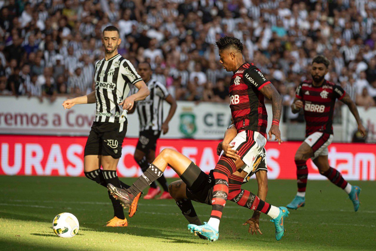 Flamengo fica no empate com o Ceará pelo Campeonato Brasileiro- Foto: Alexandre Vidal