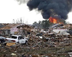 Tornado atinge Oklahoma City, nos EUA, faz devastação e deixa 91 mortos