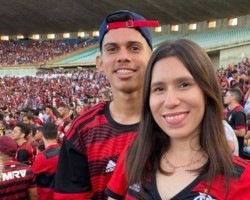 Torcedor pede namorada em casamento no jogo do Altos e Flamengo; vídeo!
