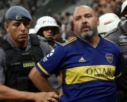 Conmebol multa Boca Juniors por episódio de racismo contra o Corinthians