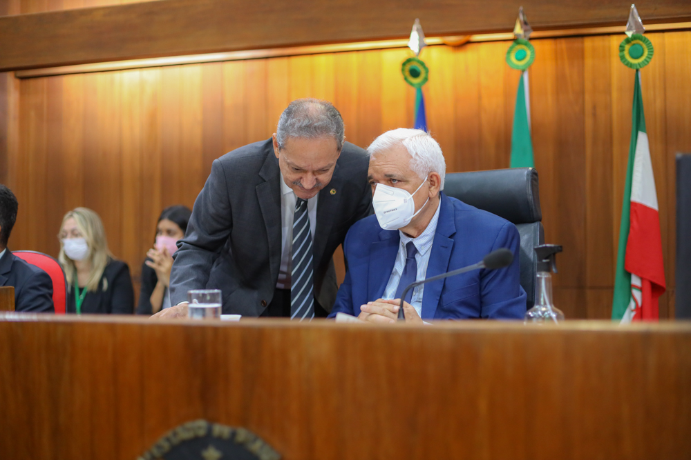 Presidente da Assembleia promete endurecer contra faltosos (Foto: Tiago Amaral/Ascom Alepi)