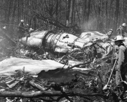 Avião com 183 tripulantes cai nos arredores de Varsóvia e todos morrem