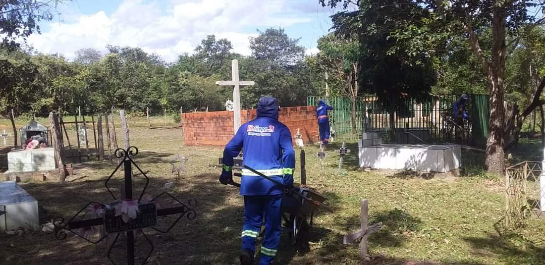 Cemitérios são limpos visando a visitação do Dia das Mães em Monsenhor Gil - Imagem 5