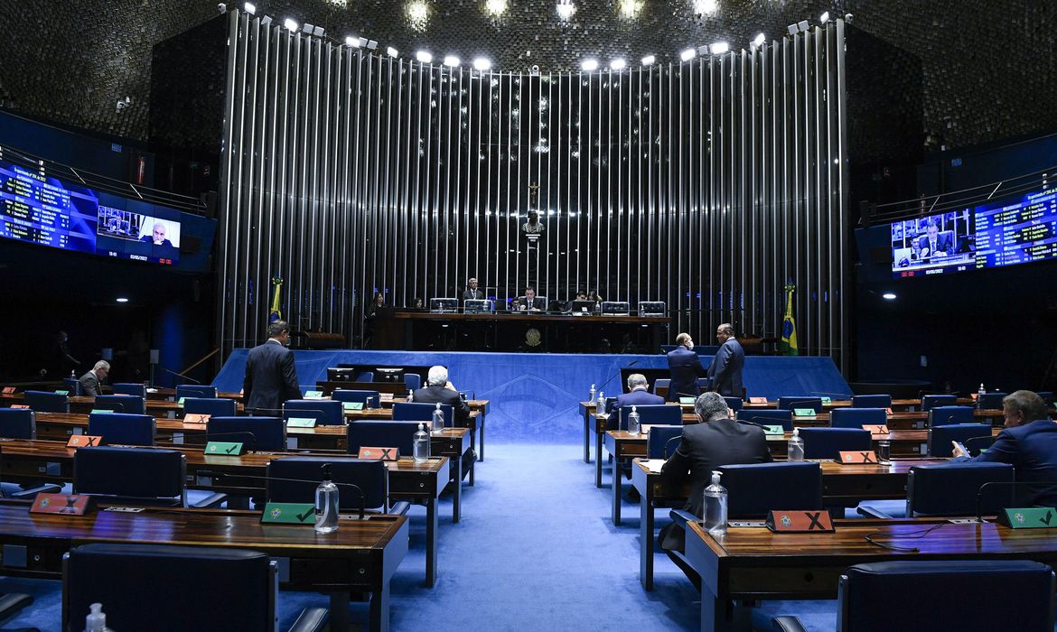 Senado aprova MP com piso permanente de R$ 400 para Auxílio Brasil - Foto: Roque de Sá/Agência Senado
