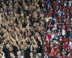Lucro: Corinthians e Flamengo somam um terço da renda bruta do Brasileirão