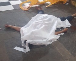 Mototaxista é assassinado a facadas em um bar na cidade de Parnaíba