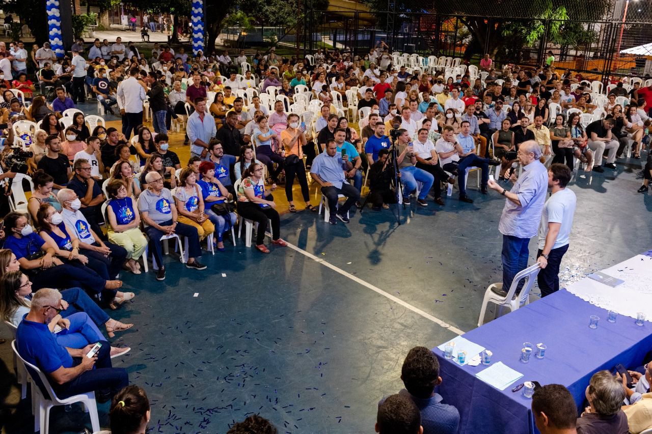 Pré-candidato Sílvio Mendes no Dirceu (Ascom União Brasil)