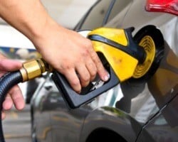 Preço da gasolina volta a subir nos postos após três quedas seguidas