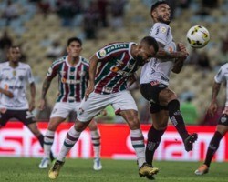 Fluminense tenta embalar no Brasileirão contra o Atlético-GO neste sábado