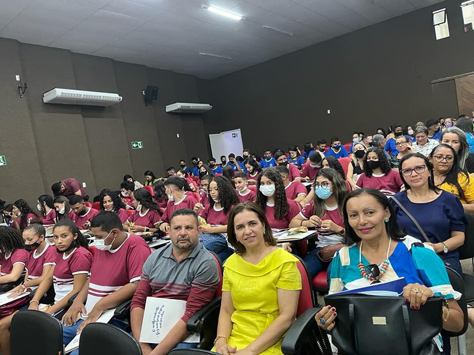 Alunos da rede pública participam da 20ª edição do Salão do Livro do Piauí - Imagem 6