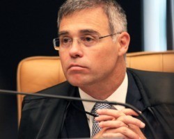 Ministro André Mendonça, do STF, testa positivo para Covid-19