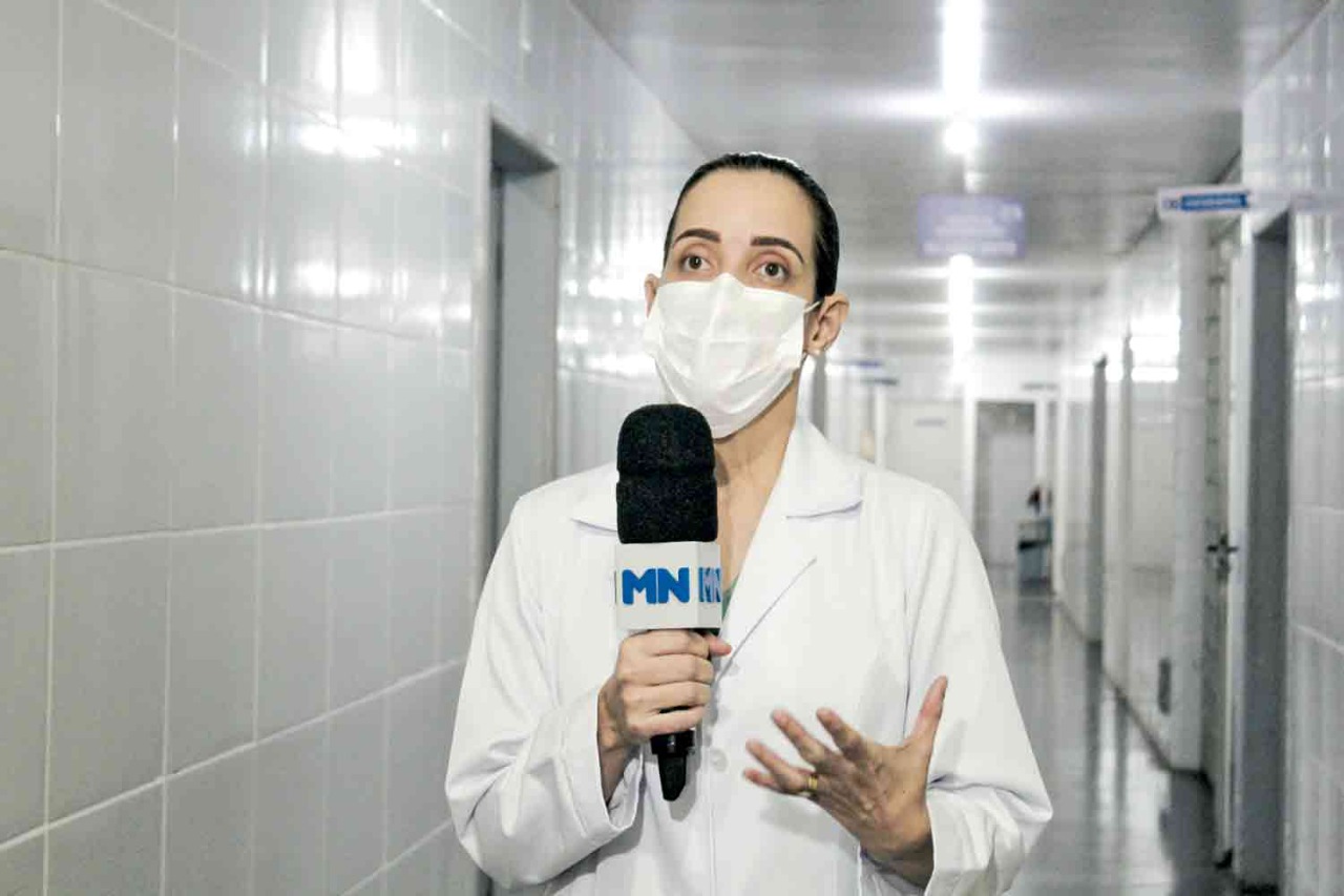 Enfermeira Lenara Coelho integra equipe de atendimento do hospital | FOTO: Ravena Lages