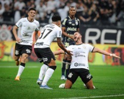 Corinthians goleia Santos por 4 a 0 e encaminha vaga na Copa do Brasil