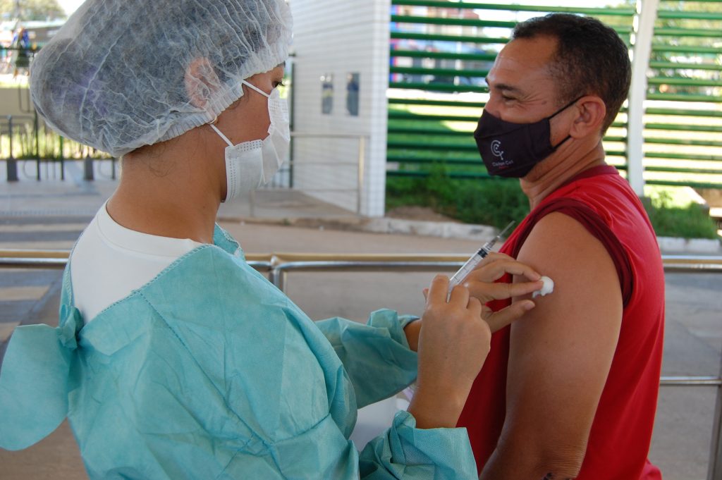 FMS disponibiliza postos de vacinação contra Covid-19 neste sábado (25) - Foto: Divulgação/FMS