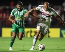 São Paulo não sai do empate com Juventude e deixa Morumbi sob vaias