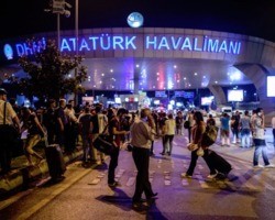 Atentado a bomba no aeroporto de Istambul deixa 43 mortos