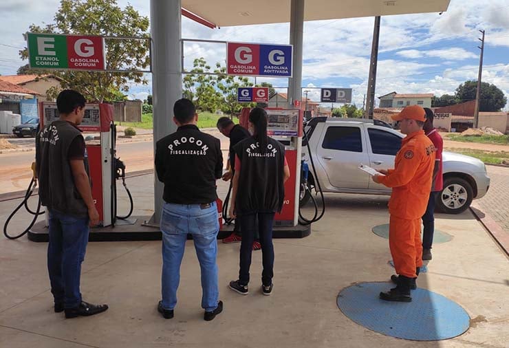 Fiscalização em postos de combustíveis em Timon | FOTO: Divulgação