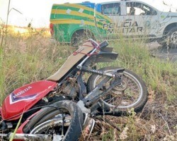 Agricultor morre em Paulistana ao colidir motocicleta contra caminhonete