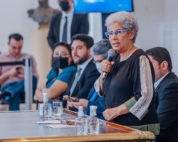 Regina Sousa nomeia 15 auditores e anuncia criação de 6 parques ambientais