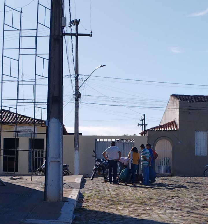 Homem caiu de andaime após sofrer descarga elétrica  