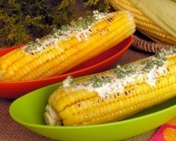 Receitas juninas fit: opções para não sair da dieta: Espiga de milho assada
