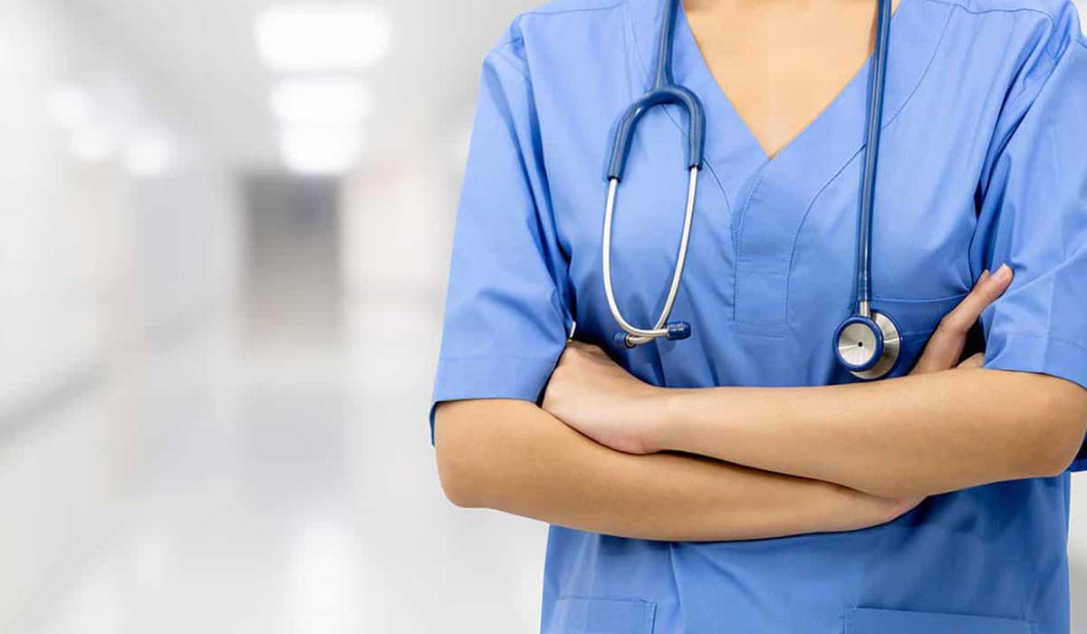 Piso salarial de enfermagem passa em 1º turno na Câmara 
