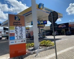 THE: Postos de gasolina aguardam renovação de estoque para reduzir preços