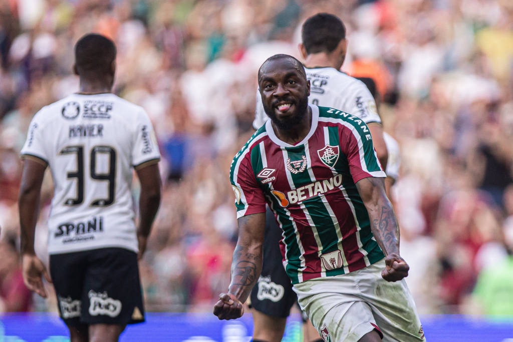 Fluminense vence o Corinthians de goleada no Maracanã Foto: Marcelo Gonçalves