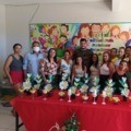 Prefeitura de Itainópolis promove curso de flores e aplique em EVA.