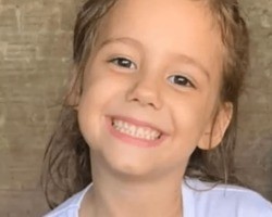 Menina de 5 anos morre ao ser atropelada por caminhonete do pai