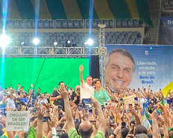 PL lança oficialmente Bolsonaro candidato à reeleição no Maracanãzinho