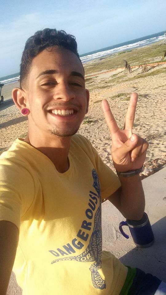 Jovem foi morto a tiros na tarde de domingo (3) na zona Sul de Teresina - Foto: Reprodução/Redes Sociais 