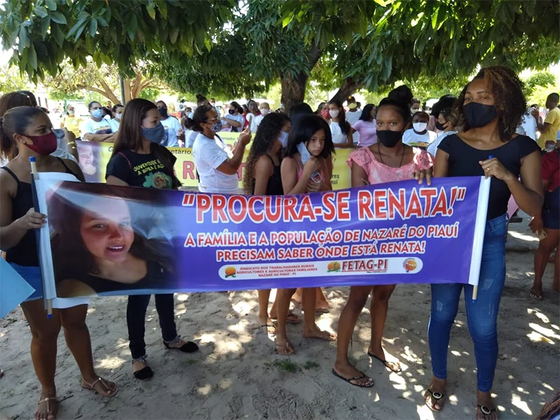 Familiares de Renata fizeram manifestação pedindo justiça pela jovem (Foto: Reprodução)