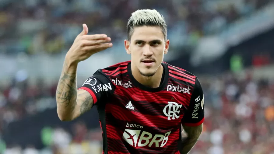 Pedro marcou 4 gols na vitória do Flamengo Foto: Sergio Moraes- Reuters