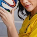 Quem será a primeira mulher brasileira a narrar uma Copa do Mundo