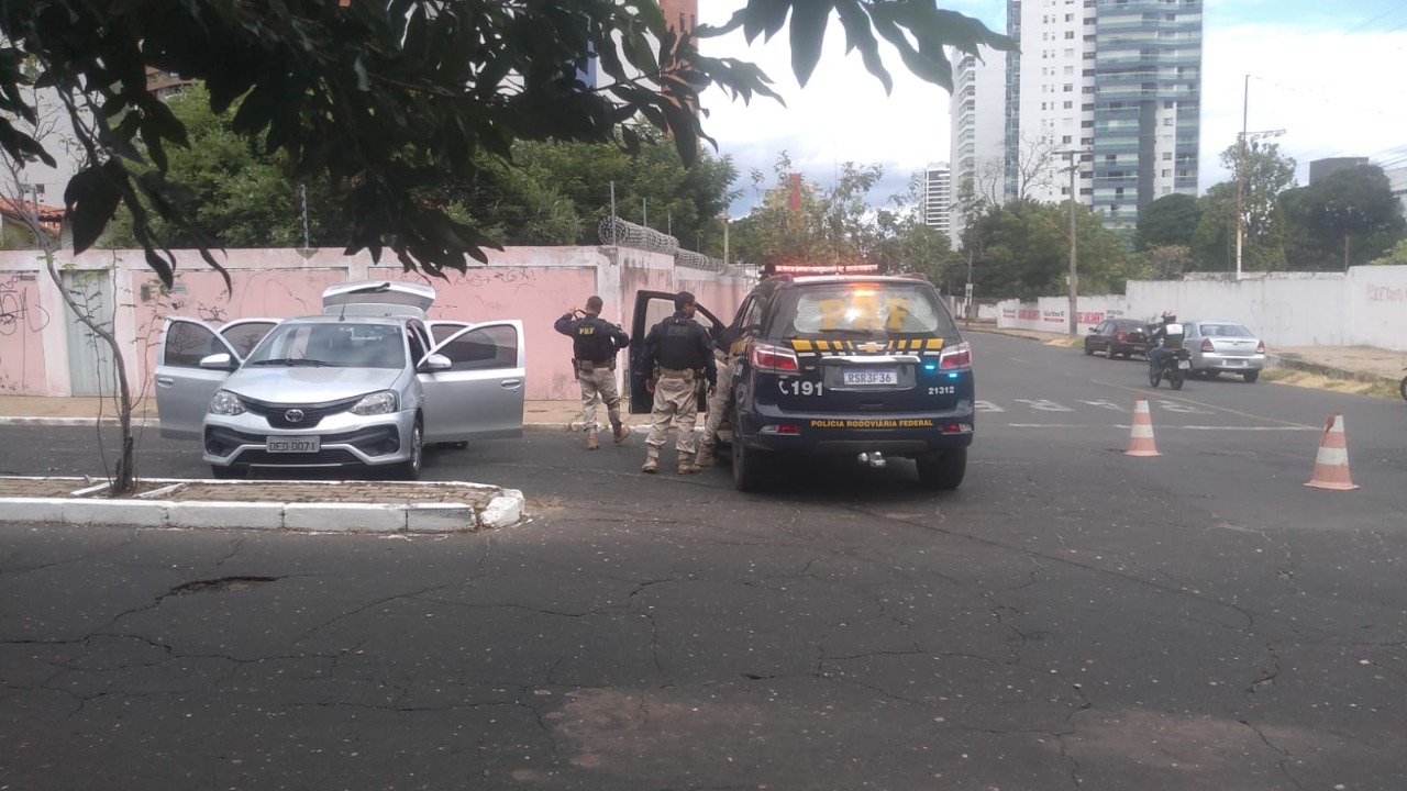Grupo armado é preso pela PRF após perseguição na zona Leste de Teresina- Foto: Reprodução