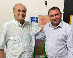 Líder petista declara apoio a Sílvio Mendes e oposição comemora