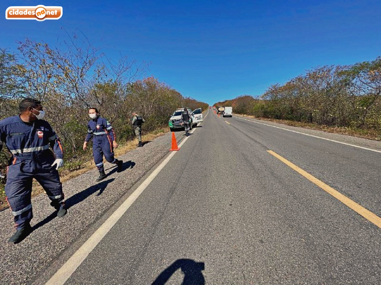 Homem é perseguido e executado com vários tiros na BR-407 no Sul do Piauí (Foto: Reprodução/ Cidades na Net)