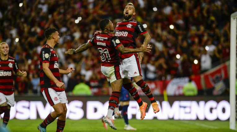 Flamengo faz cinco gols no segundo tempo e goleia o Athletico no Maracanã (Foto: Marcelo Cortes)