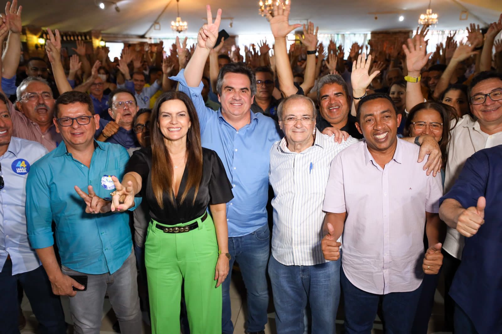Ciro Nogueira, Sílvio Mendes, Iracema Potella e Joel Rodrigues no encontro de prefeitos (Divulgação)
