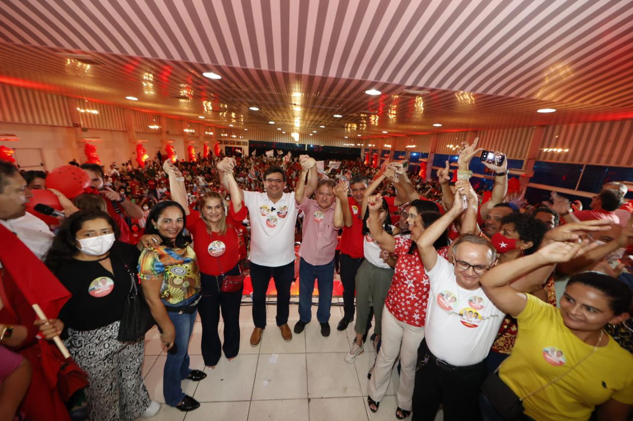 Rafael e Wellington no lançamento da campanha de deputado federal Merlong Solano (Divulgação)