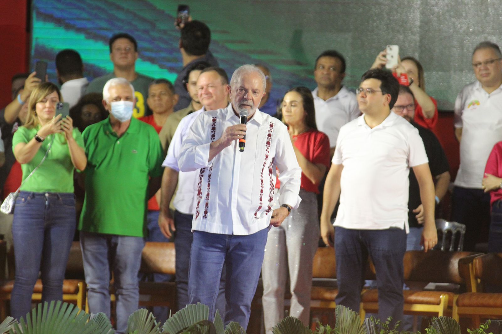 Lula faz discurso em Teresina Foto: Raíssa Morais